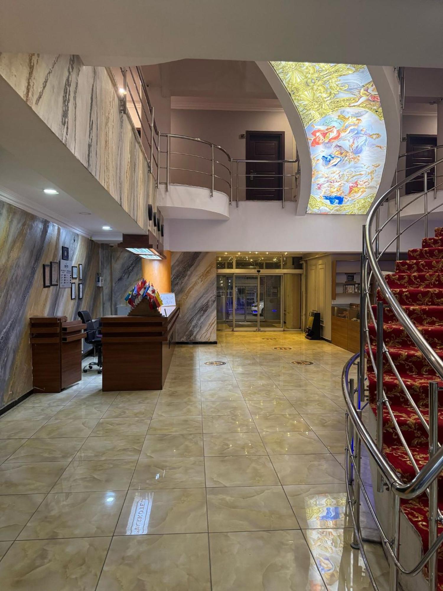 Dimet Park Hotel Ван Екстер'єр фото