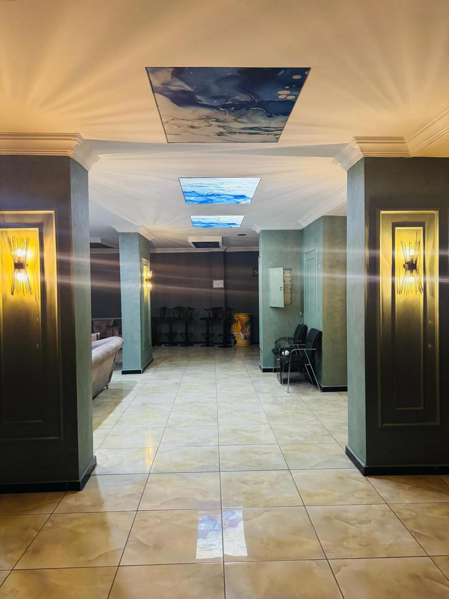 Dimet Park Hotel Ван Екстер'єр фото