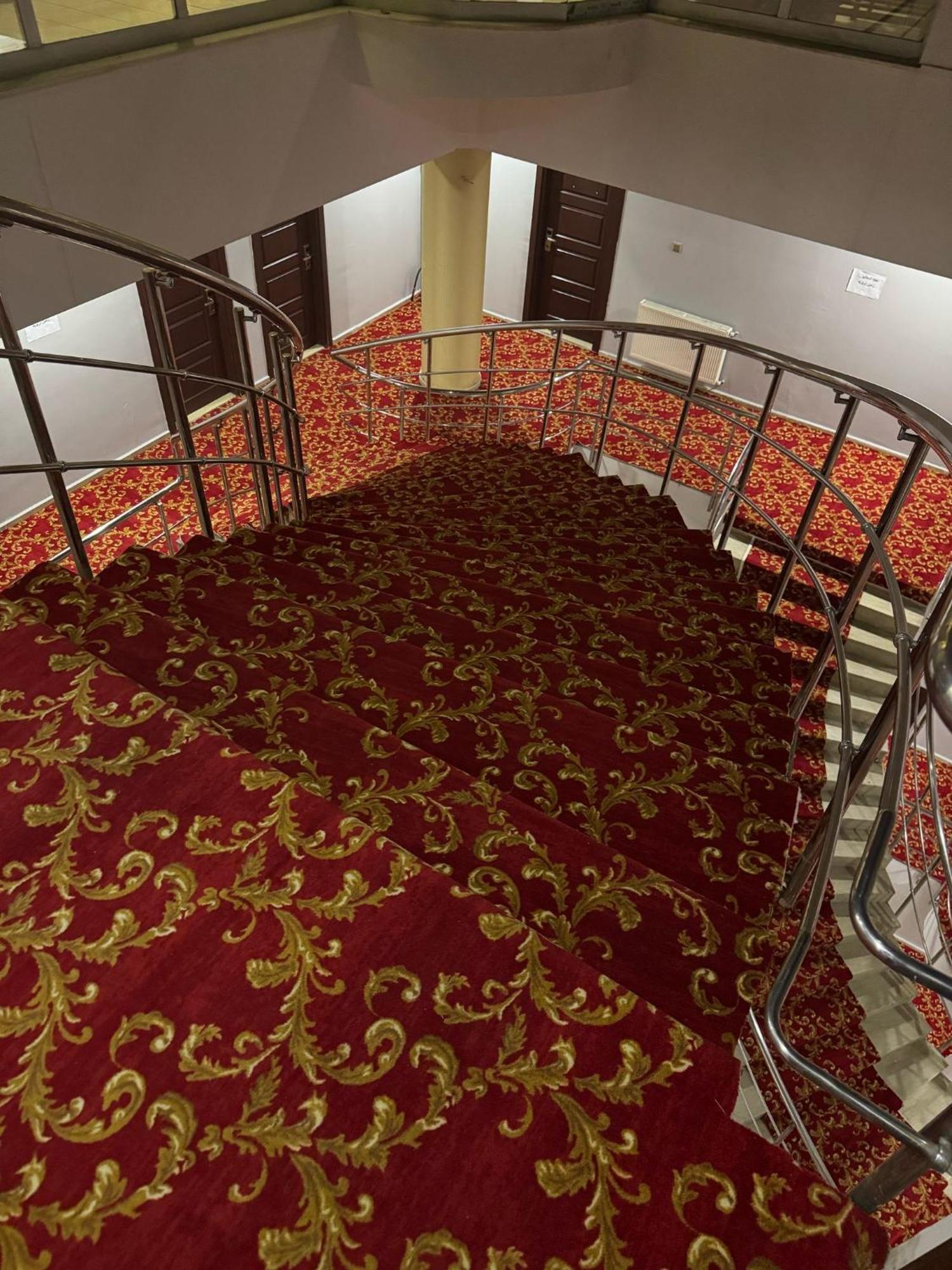 Dimet Park Hotel Ван Екстер'єр фото